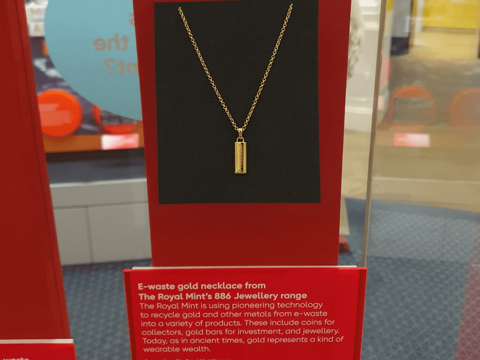 Necklace made from e-waste on display at the Bank of England Museum.png